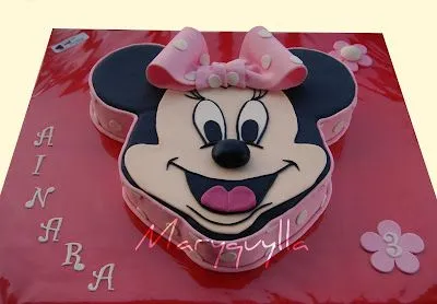 La manchega loca: TARTA CARA MINNIE