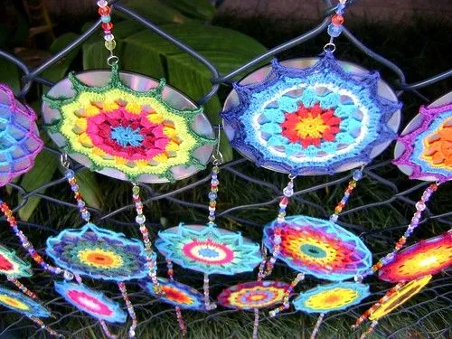 Mandala de crochet em CD reciclado | Flickr - Photo Sharing!