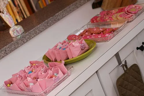 He de mandar una tarjeta de agradecimiento tras el baby shower ...