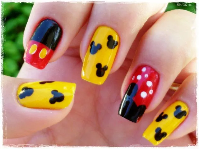 Manicura inspirada en Mickey Mouse. | Ideas y material gratis para ... Manicura inspirada en Mickey Mouse. | Ideas y material gratis para ...