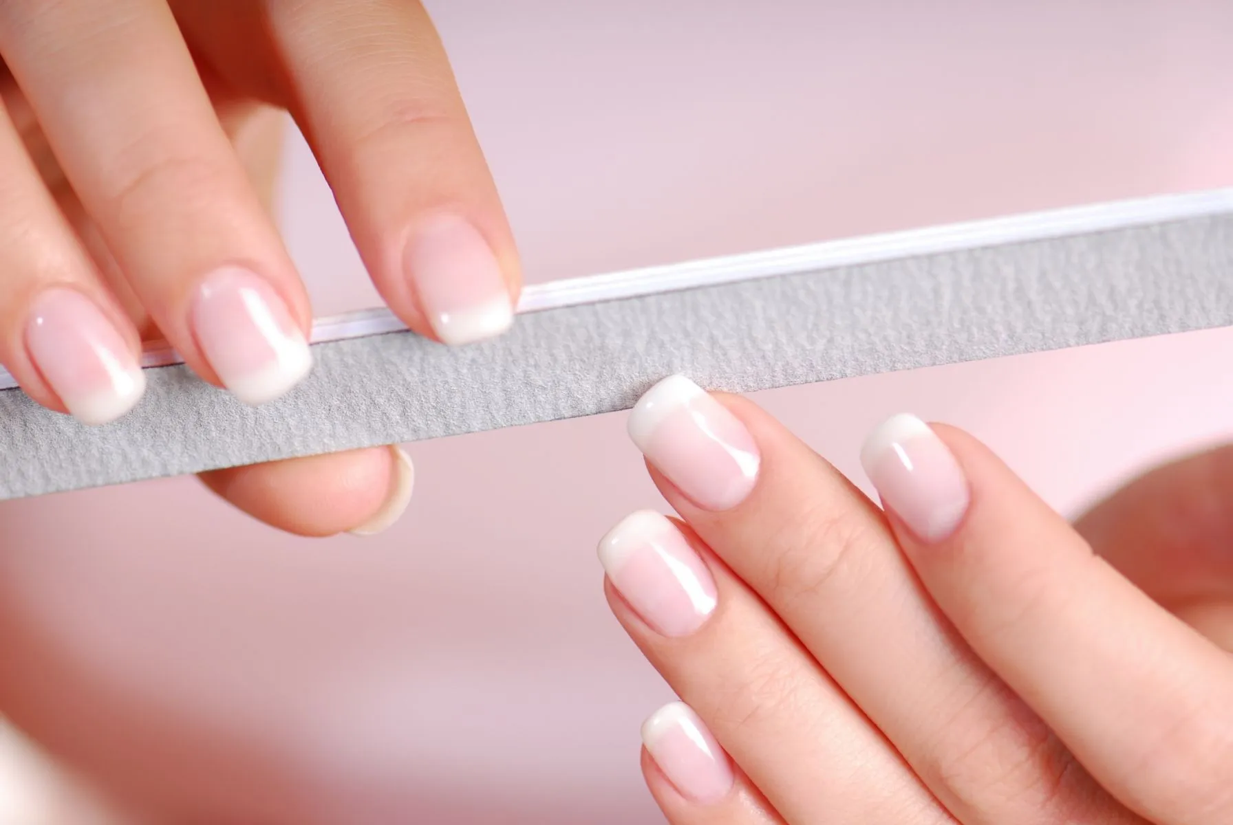 Manicure perfecto en 10 pasos | Bienestar180 Manicure perfecto en 10 pasos | Bienestar180