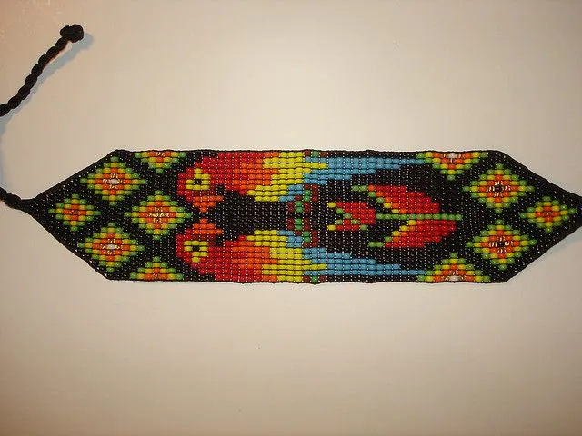 Manillas de chaquiras checas - Imagui
