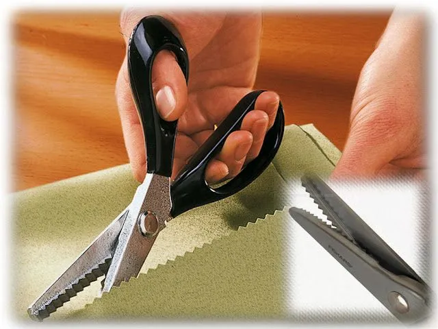 Con las Manos en la Aguja: Imprescindibles III: Las Tijeras