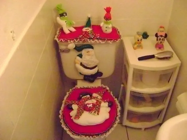 MANOS DE ANGEL: JUEGO DE BAÑO, ADORNOS PARA LA PUERTA , UNA PANERA ... MANOS DE ANGEL: JUEGO DE BAÑO, ADORNOS PARA LA PUERTA , UNA PANERA ...