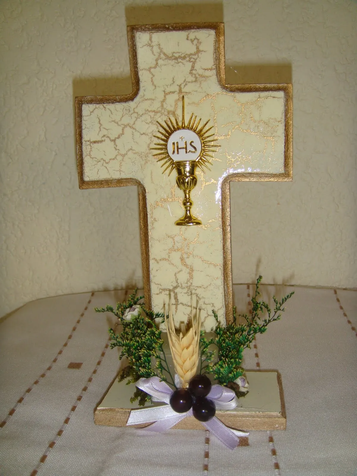 De las manos de mamá: TUTORIAL PARA CRUCES CRAQUELADAS