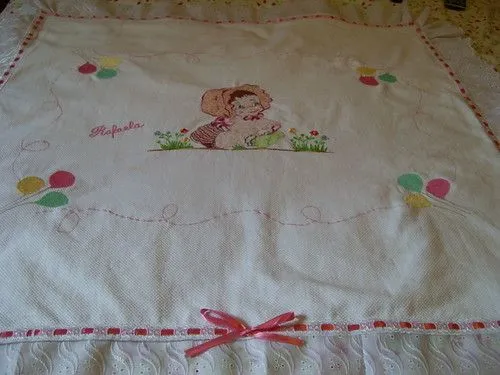 Manta de pique bordada a maquina mecanica.Amo fazer peças para ...