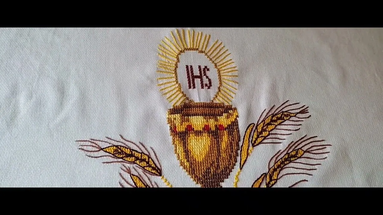 Mantel para altar - YouTube