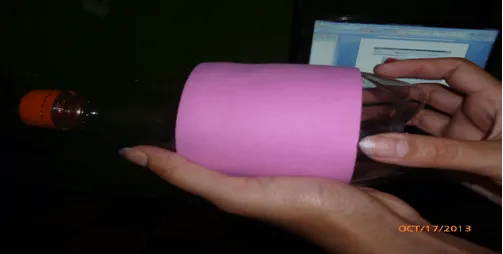 Manualidad en botella: ALCANCÍA DE CERDITO EN BOTELLA Manualidad en botella: ALCANCÍA DE CERDITO EN BOTELLA