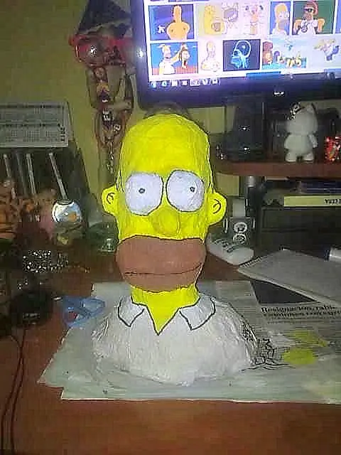 Manualidad: Cabeza de Homer Simpson | Sara's Kingdom Manualidad: Cabeza de Homer Simpson | Sara's Kingdom
