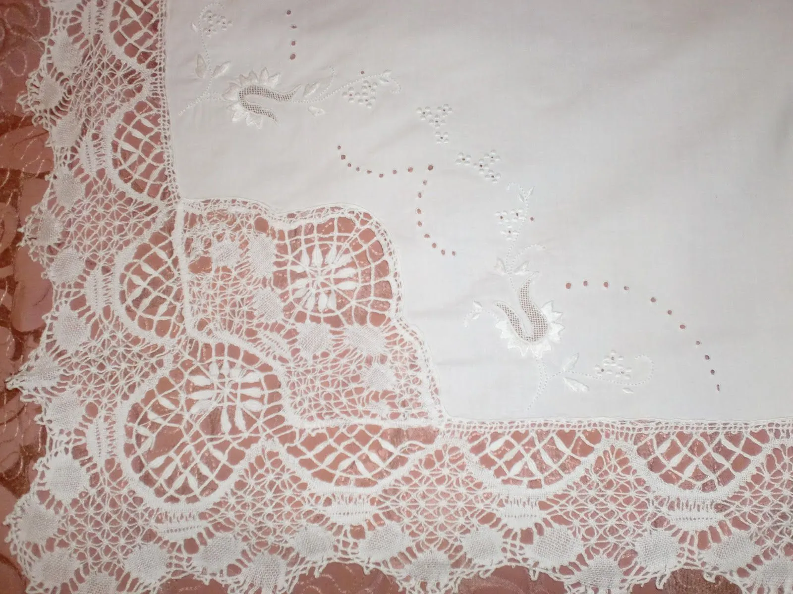 MANUALIDADES DE ANTONIA GORDO: JUEGO DE CAMA BORDADO A MANO CON ... MANUALIDADES DE ANTONIA GORDO: JUEGO DE CAMA BORDADO A MANO CON ...