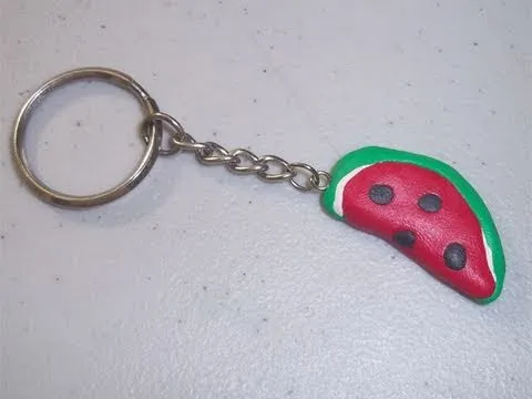 Manualidades de Arcilla Polimérica: cómo hacer un llavero en forma ... Manualidades de Arcilla Polimérica: cómo hacer un llavero en forma ...
