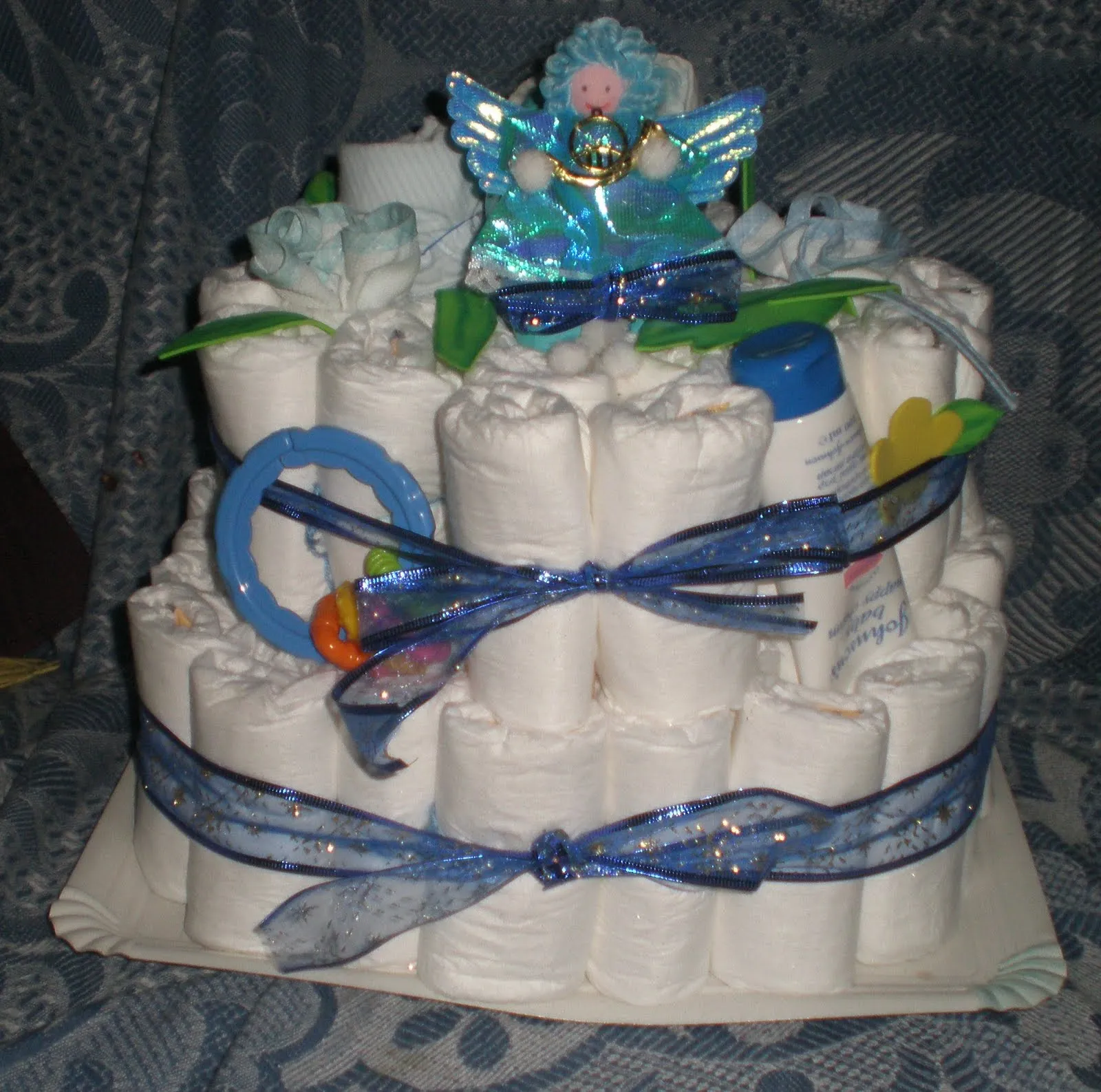 Las manualidades de ayd20038: REGALOS PARA BEBÉS: TARTA DE PAÑALES Las manualidades de ayd20038: REGALOS PARA BEBÉS: TARTA DE PAÑALES