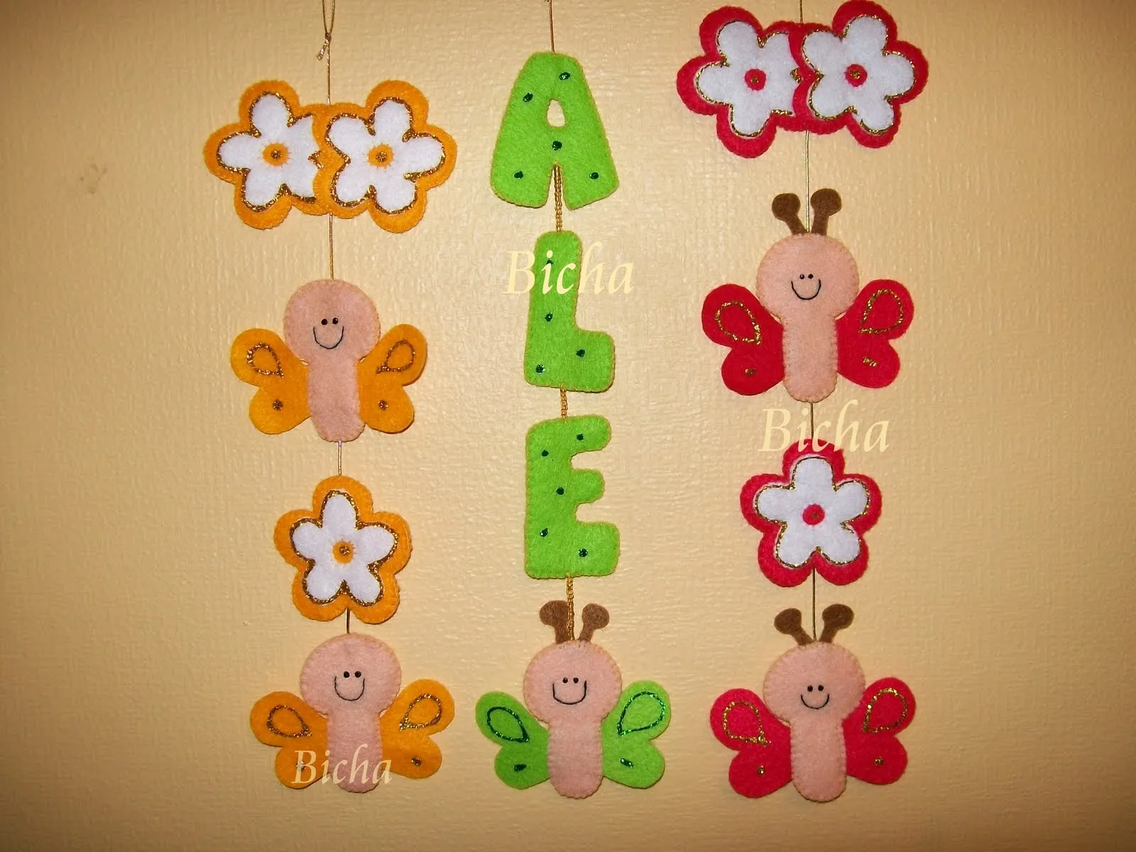 Manualidades de Bicha**: Pequeños Moviles