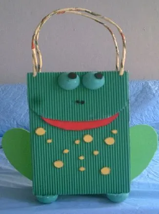 Manualidades cajas de cartón corrugado Curso gratis de manualidades Manualidades cajas de cartón corrugado Curso gratis de manualidades