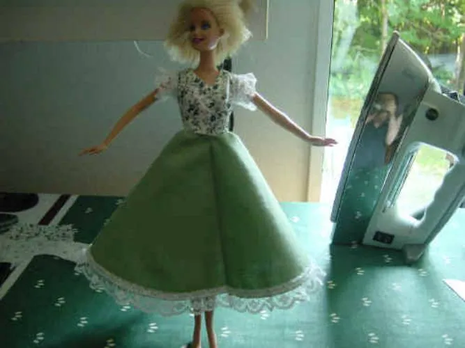 LAS MANUALIDADES DE CLAUDIA (TODO SACADO DE LA WEB): VESTIDOS PARA ...