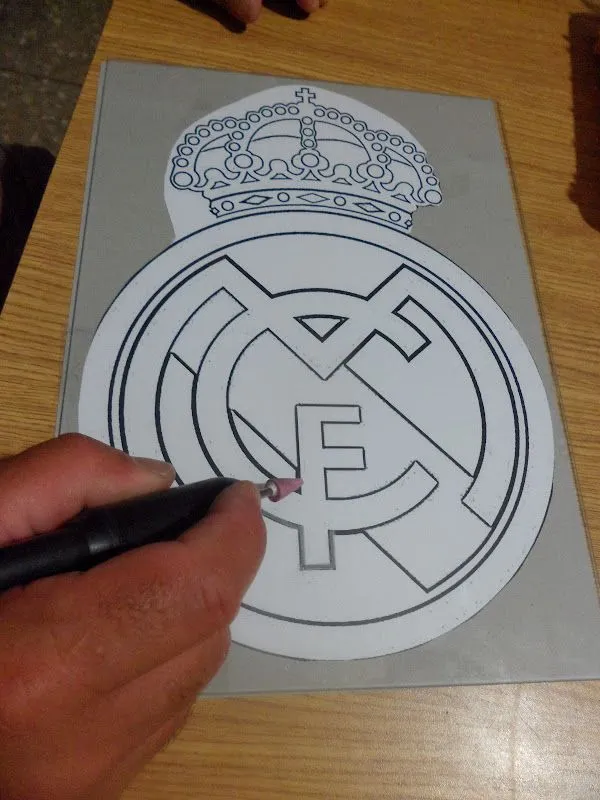 MIS MANUALIDADES: CUADRO DE CRISTAL TALLADO EL ESCUDO DEL REAL ... MIS MANUALIDADES: CUADRO DE CRISTAL TALLADO EL ESCUDO DEL REAL ...