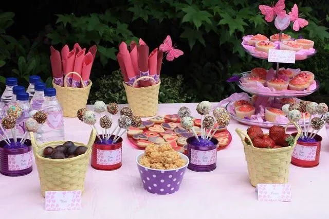 Cerrado Taller de mesa de dulces (candy buffet) Cerrado Taller de mesa de dulces (candy buffet)
