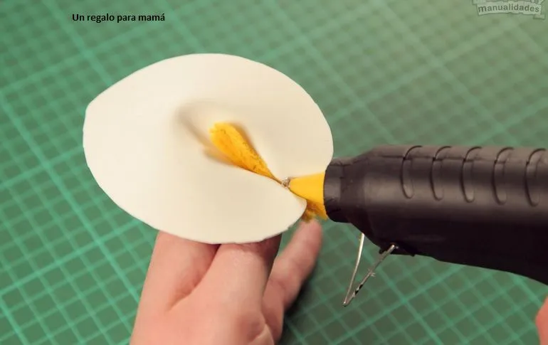 Manualidades: Flores de artificiales foami « Ideas & Consejos ...