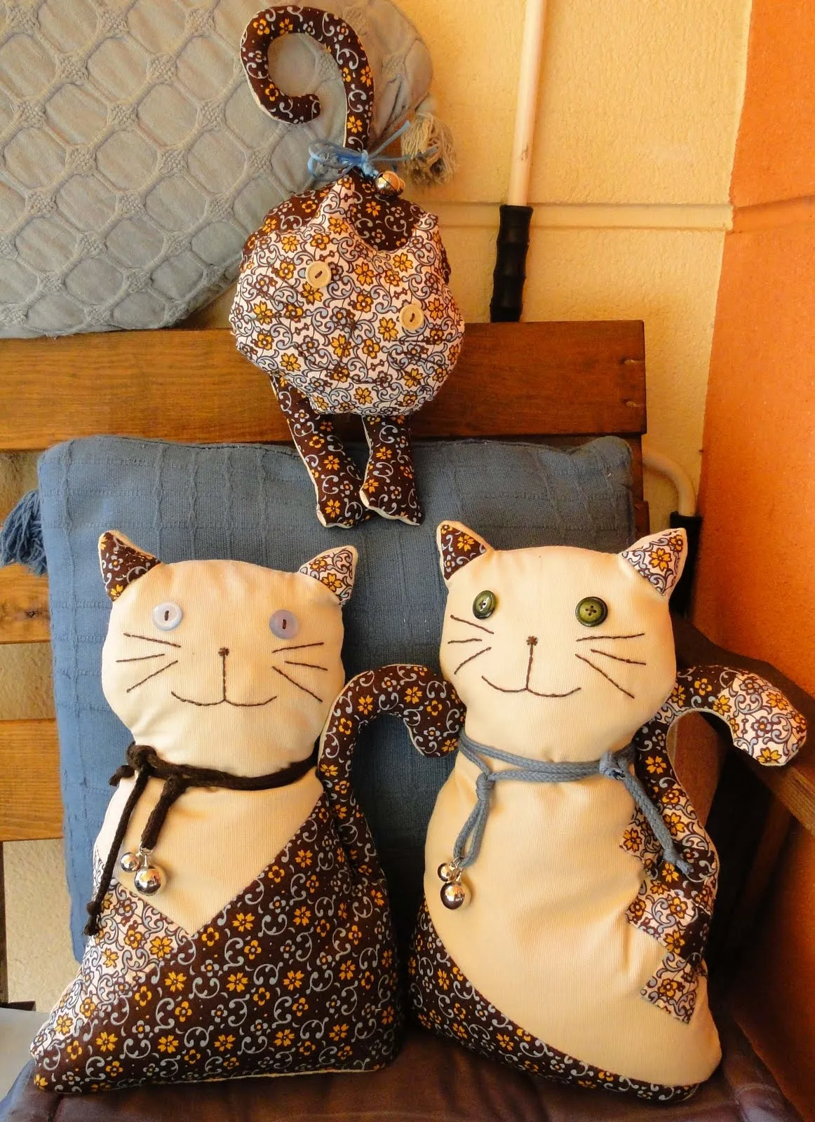 MANUALIDADES: Tres gatos en tres días.