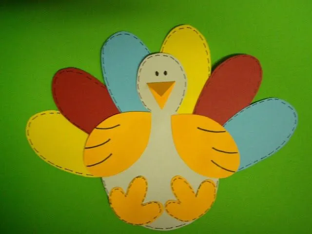 Manualidades con mis hijas: Pájaro o Pavo real