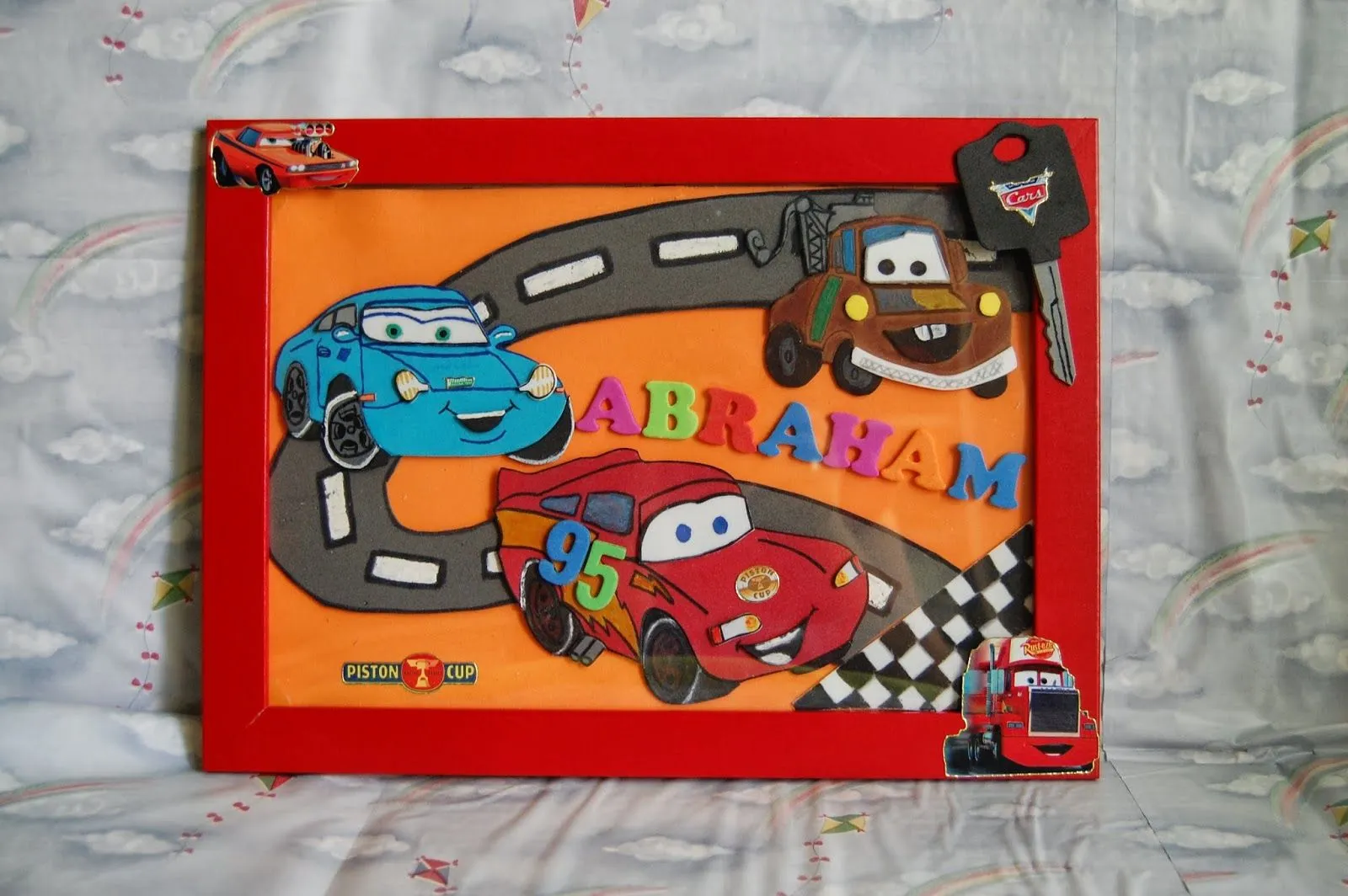 Coche cars goma eva - Imagui