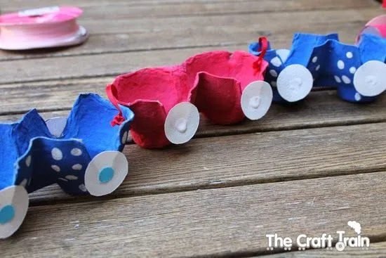 Manualidades infantiles: trencitos con cartones de huevos ... Manualidades infantiles: trencitos con cartones de huevos ...