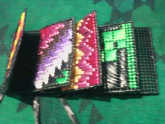 Manualidades KRL: Como hacer una cartera de mano, con Canva Manualidades KRL: Como hacer una cartera de mano, con Canva