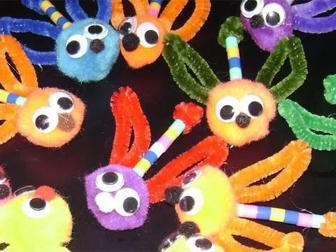 Manualidades de limpiapipas: Mosquitos de colores - YouTube