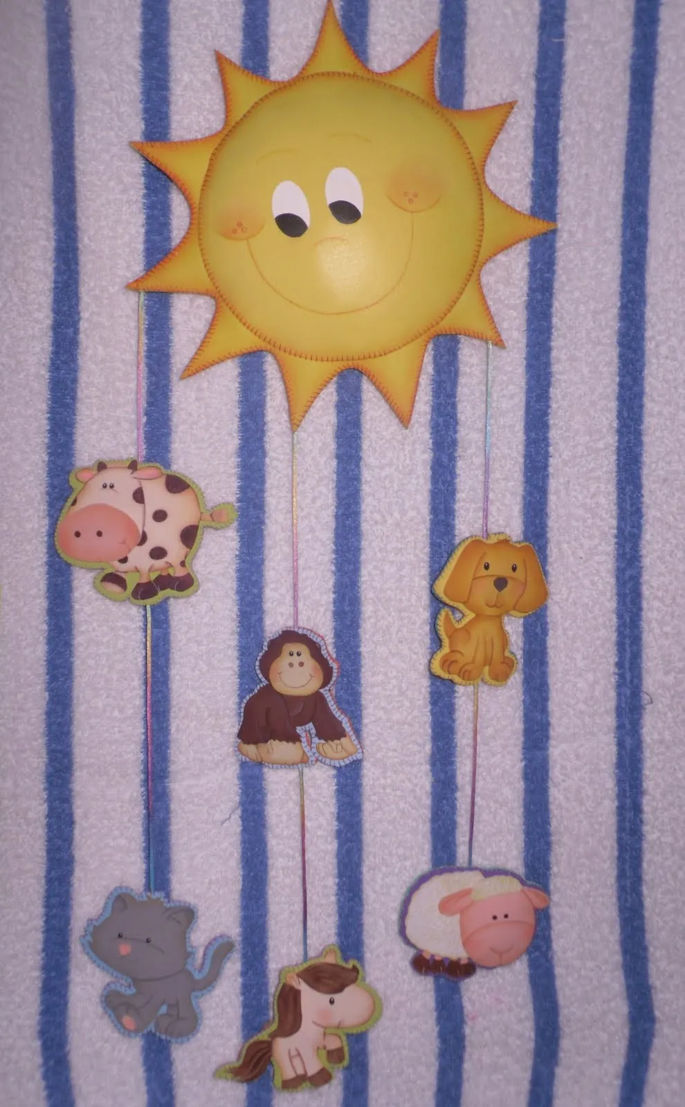 Manualidades Luciana: MOVILES PARA BEBES EN FOAMY