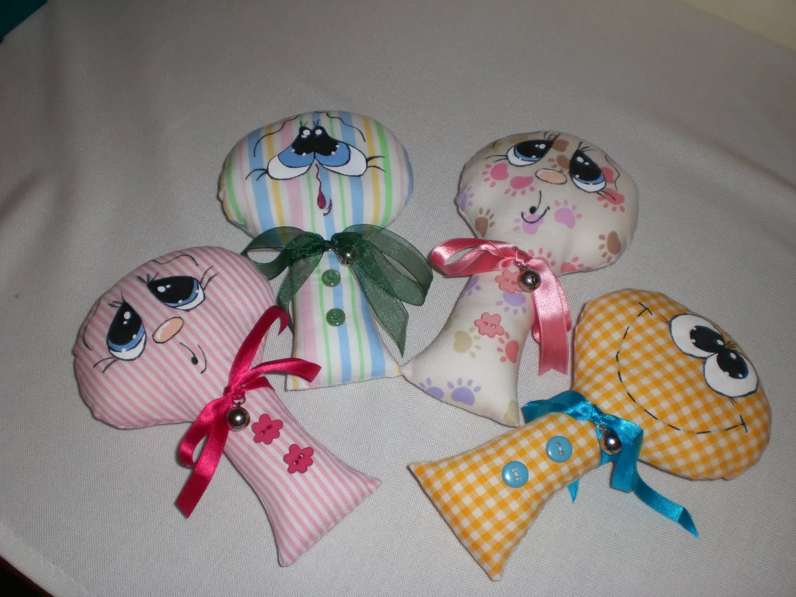 MIS MANUALIDADES por Mª Jose: SONAJEROS/MUÑECOS