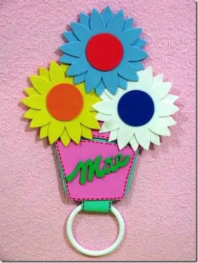 Manualidades día de la madre llaveros foami y cajas corazón ...