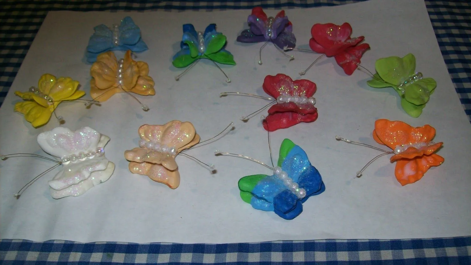 mariposa de goma eva | manualidades con tita