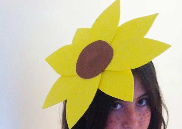 Manualidades: Cómo hacer un disfraz de girasol Manualidades: Cómo hacer un disfraz de girasol