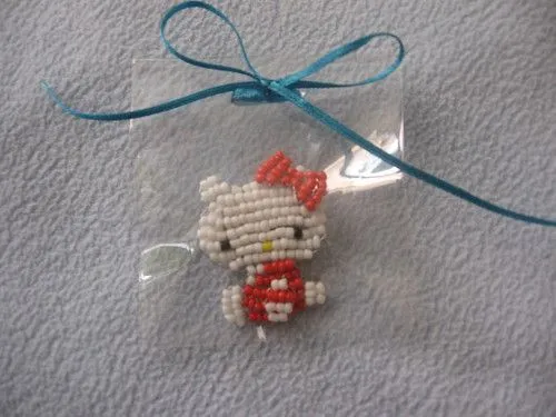 Manualidades con mostacilla - Imagui