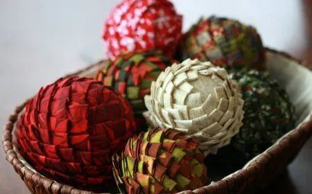 Hacer bolas decorativas con formas de alcachofa en Manualidades ...
