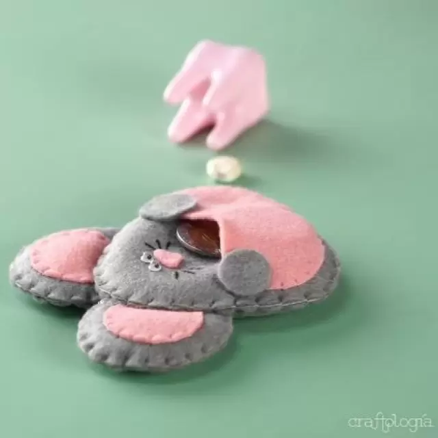 Manualidades para niños: Ratón de los dientes hecho con fieltro Manualidades para niños: Ratón de los dientes hecho con fieltro
