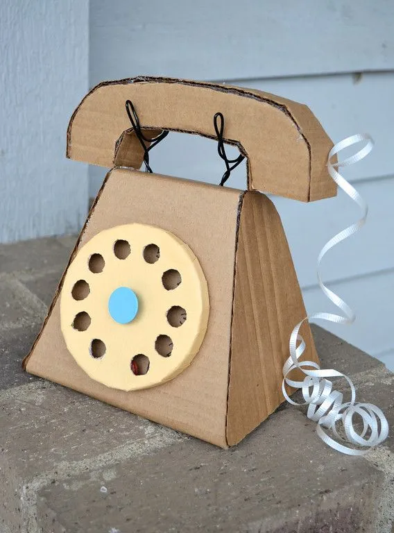 MANUALIDADES PARA NIÑOS: UN TELÉFONO DE CARTÓN - SOMOSDECO Blog de ... MANUALIDADES PARA NIÑOS: UN TELÉFONO DE CARTÓN - SOMOSDECO Blog de ...