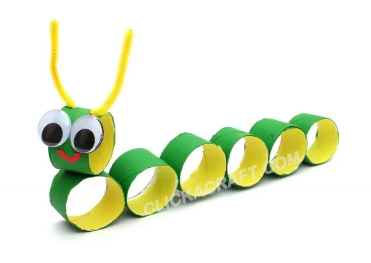 Gusano hecho con trozos de rollos de papel. | Manualidades con ... Gusano hecho con trozos de rollos de papel. | Manualidades con ...