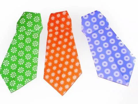 Manualidades de origami: corbata facilisima - YouTube Manualidades de origami: corbata facilisima - YouTube