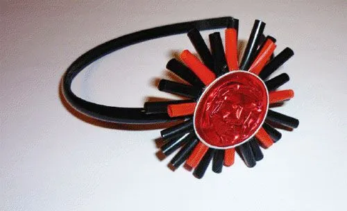 Diadema de pajitas plasticas | Manualidades faciles Diadema de pajitas plasticas | Manualidades faciles