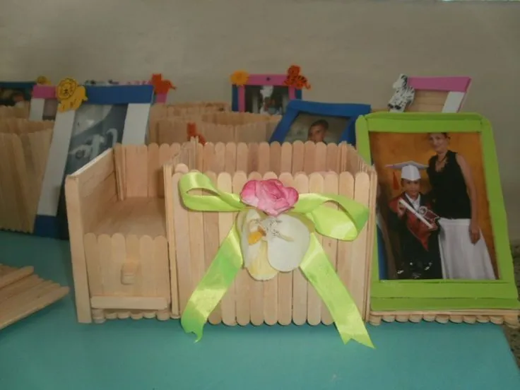 Manualidades con Palitos de paleta: Cuna | Barbie : Muebles ... Manualidades con Palitos de paleta: Cuna | Barbie : Muebles ...