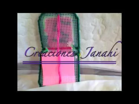 Manualidades en plastic canvas - YouTube