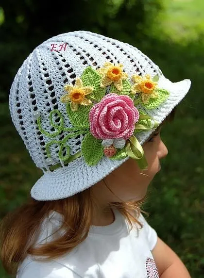 Manualidades y Pretecnología: Sombreros para niñas en crochet Manualidades y Pretecnología: Sombreros para niñas en crochet