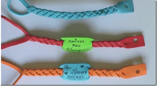 Manualidades pulsera de Goma Eva, día del amigo, día de la madre ... Manualidades pulsera de Goma Eva, día del amigo, día de la madre ...