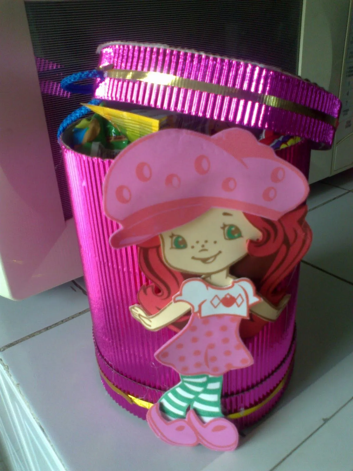 Manualidades, recetas y algo más: Dulcero en la fiesta de ... Manualidades, recetas y algo más: Dulcero en la fiesta de ...