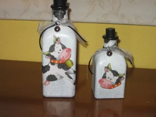 Imagen FRASCOS DECORADOS CON VACAS - grupos.