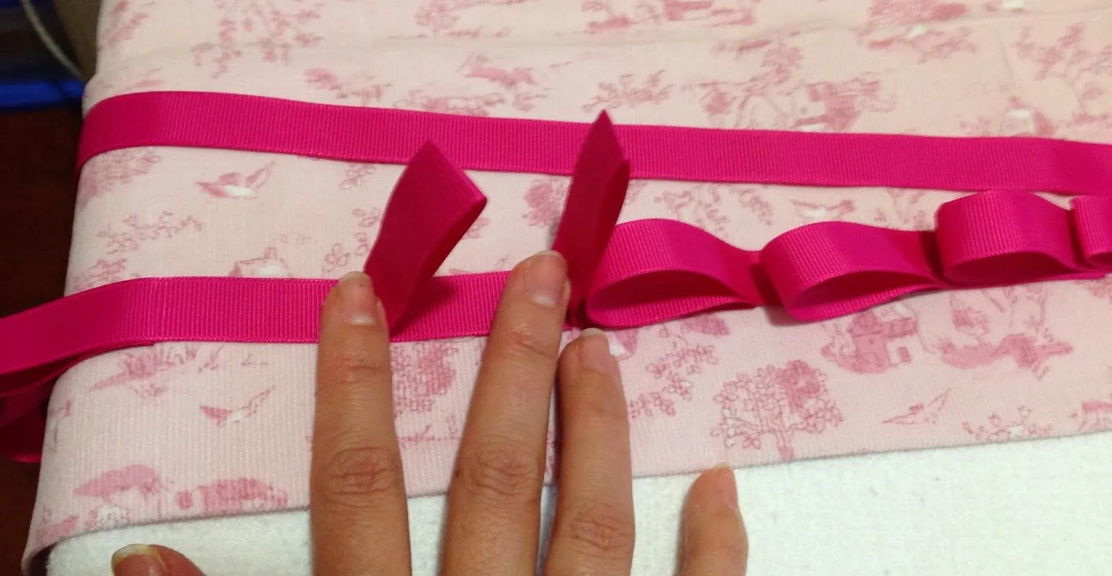 Las Manualidades de Yiya: Organizador de diademas DIY. Las Manualidades de Yiya: Organizador de diademas DIY.