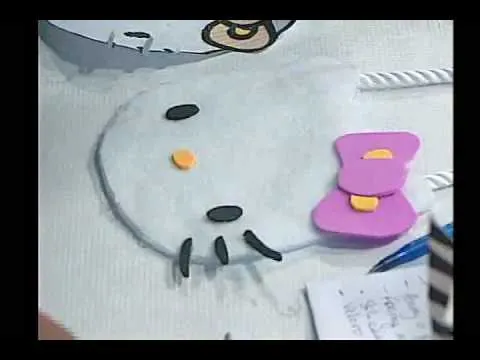 145. Cómo hacer una carterita de Hello Kitty. Parte 2 - YouTube