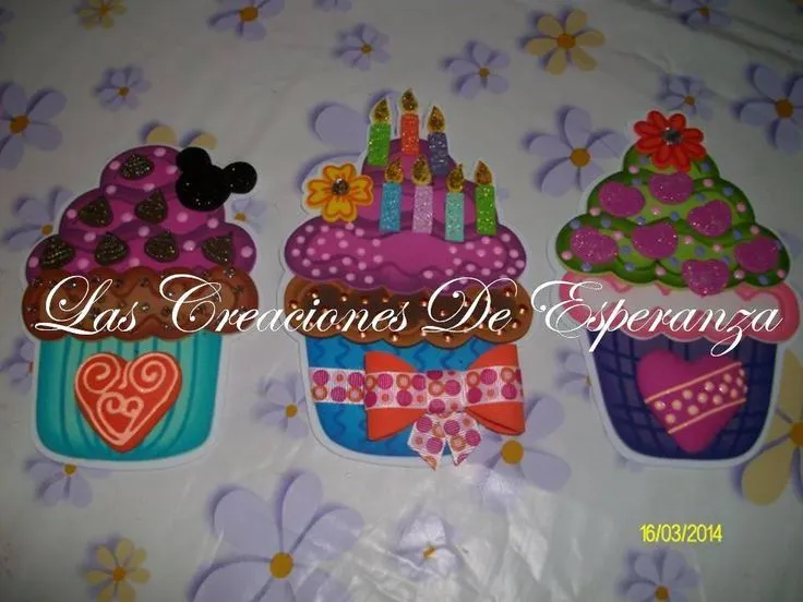 Ponquesitos | Manualidades/Goma eva/Foami | Pinterest