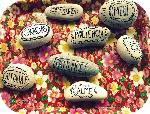 MANUALIDAES, IDEAS Y MUCHAS COSAS MAS: COMO PINTAR PIEDRAS MANUALIDAES, IDEAS Y MUCHAS COSAS MAS: COMO PINTAR PIEDRAS